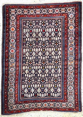 "Blattgabel"Schirwan antik, Kaukasus, 19.Jhd, Wolle auf Wolle, ca. 175 x 130 cm, EHZ: 2-3, (restauriert),aus Sammlungsauflösung