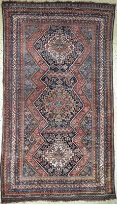 Ghaschgai fein antik, Persien, 19.Jhd, Wolle auf Wolle, ca. 325 x 180 cm, EHZ: 2-3, (restauriert)aus Sammlungsauflösung