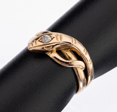 14 kt Gold Diamant-Ring, um 1900, GG 585/000, Schlangenring, Kopf mit Altschliffdiamant ca. 0.06 ct Weiß/p, RW 52, ca. 3.3 g