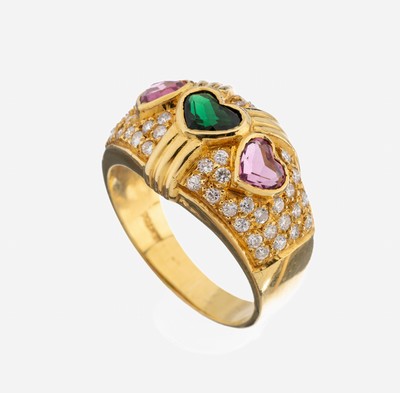 18 kt Gold Farbstein-Brillant-Ring, GG 750/000, 3 facett. Turmalinherze zus. ca. 1.35ct, umgeben von Brillanten zus. ca. 0.58 ct feines ...