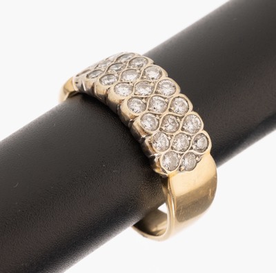 18 kt Gold Brillant-Ring, GG/WG 750/000, 25 Brillanten zus. ca. 1.30 ct Weiß/si, ca. 9.8 g, RW 66, pers. Widmung innen