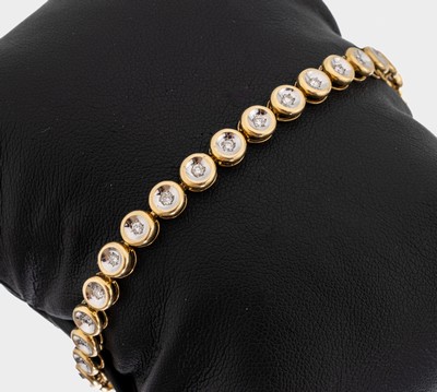 14 kt Gold Brillant-Armband, GG 585/000, Brillanten zus. ca. 1.0 ct Weiß/si, L. 20 cm, Kastenschloss mit Sicherheitsacht, ca. 13.2 g