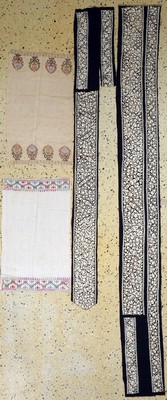 4 Lots Stickerei, Turkmenistan, Anfang 20.Jhd, Wolle-Seidenstickerei, ca. 65 x 40 cm & 222 x 24 cm, EHZ: 2