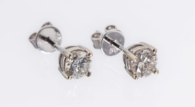 Paar 14 kt Gold Brillant-Ohrstecker, WG 585/000, 2 Brillanten zus. ca. 0.63 ct l.get.Weiß/si-p