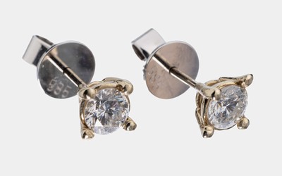 Paar 14 kt Gold Brillant-Ohrstecker, WG 585/000, 2 Brillanten zus. ca. 0.80 ct l.get.Weiß/p