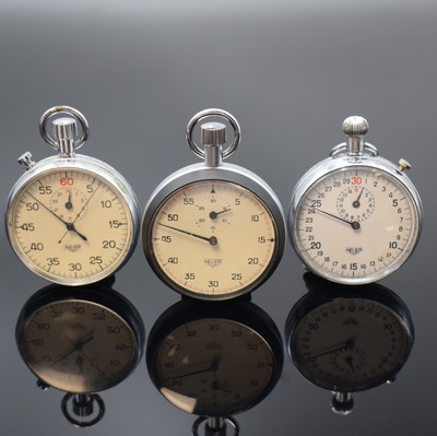 Konvolut: 3 HEUER Einhandstoppuhren, verchromte Gehäuse, Böden und Glasränder aufgedr., 1 x Split-Second um 1968, Kal. 736, Incabl., 1 x um 1970, ...