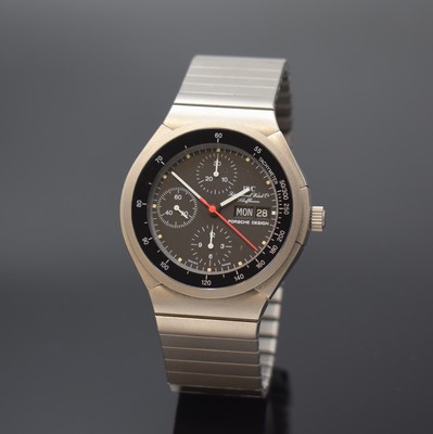 IWC Porsche Design Armbandchronograph in Titan Referenz 3702, Schweiz um 1985, Automatik, Boden und Krone verschr., Gliederband m. Faltschl., ...