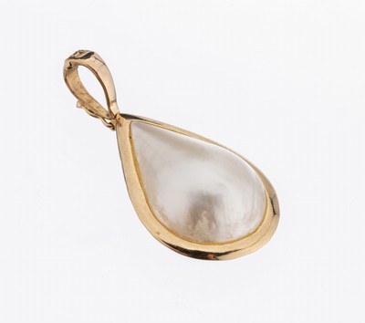 14 kt Gold Mabeperl-Clipanhänger, GG 585/000, tropfenförmige Mabeperle, L. ca. 3.5 cm, ca. 3.8 g