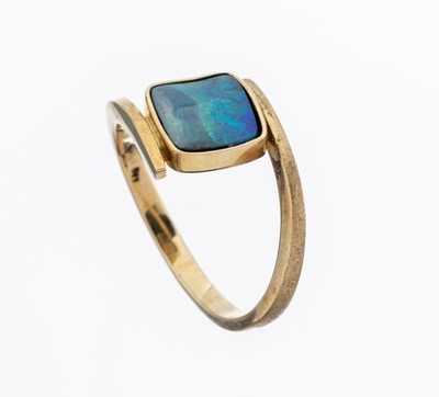 14 kt Gold Opal-Ring, GG 585/000, Boulderopal ca. 2.40 ct, schönes Farbspiel in blau und grün, RW 57, ca. 4.0 g
