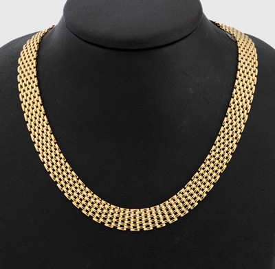 18 kt Gold Collier, GG 750/000, Glieder bewegl. gearbeitet, L. ca. 46 cm, Kastenschloss mit Sicherheitsacht, Meistermarke unged., ca. 46.0 g