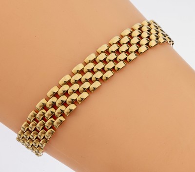 18 kt Gold Armband, GG 750/000, Glieder bewegl. gearbeitet, L. ca. 19 cm, Kastenschloss mit 2 Sicherheitsachten, Meistermarke unged., ca. 19.8 g