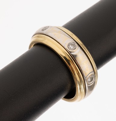 18 kt Gold Brillant-Ring, GG/WG 750/000, drehbare WG Innenschiene, bes. mit 7 Brillanten zus. ca. 0.35 ct Weiß/si, RW 60, ca. 17.2 g