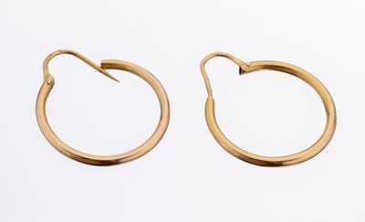Paar 18 kt Gold Ohrhänger, GG 750/000, schlicht, D. ca. 2.5 cm, ca. 2.9 g