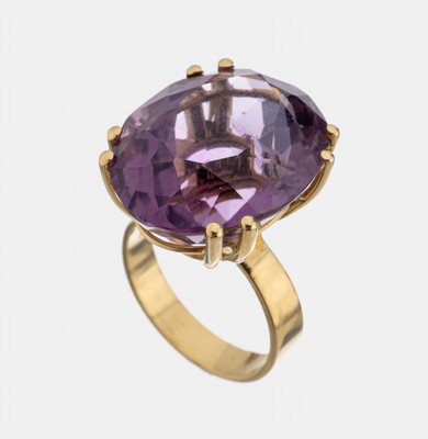 18 kt Gold Amethyst-Ring, GG 750/000, hoch aufgebauter Ringkopf, ovalfacett. Amethyst ca. 30.0 ct, RW 57, ca. 13.2 g