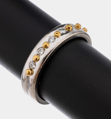 14 kt Gold Brillant-Ring, WG/GG 585/000, außergewöhnliche Gestaltung mit kl. GG-Kugeln,7 Brillanten zus. ca. 0.21 ct Weiß/vs-si, RW 57, ca. 8.0 g
