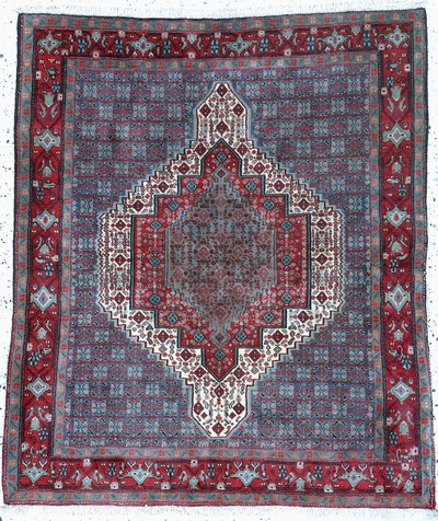 Senneh, Persien, ca. 50 Jahre, Wolle auf Baumwolle, ca. 154 x 125 cm, EHZ: 2