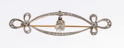 14 kt Gold Jugendstil Diamant-Brosche, um 1900, GG 585/000 und Platin, mittiger bewegl. Altschliffdiamant ca. 0.35 ct Weiß/si,umgeben von weiteren ...