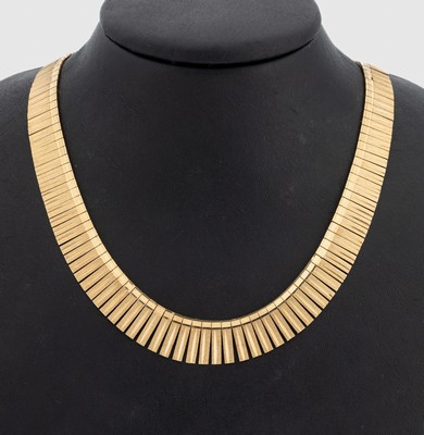 14 kt Gold Collier, GG 585/000, Glieder im Verlauf, pol. und sat., L. ca. 44 cm, Kasten- schloss mit Sicherheitsacht, ca. 34.2 g