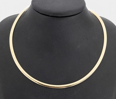 14 kt Gold Collier, GG/WG 585/000, beids. tragbar, pol., L. ca. 42 cm, ca. 19.3 g, Karabinerschließe