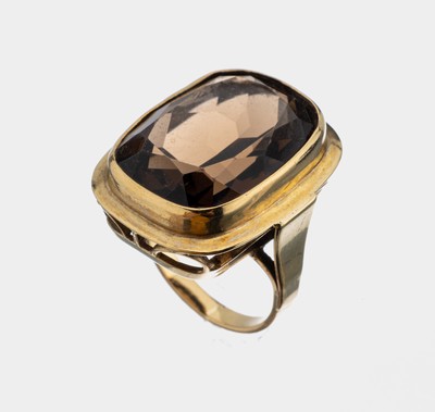 8 kt Gold Rauchquarz-Ring, GG 333/000, gepr. facett. Rauchquarz im glatten Rahmen, mit Unterkaderung, RW 48, ca. 7.7 g
