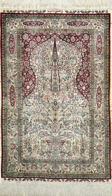Hereke Seide fein, China, Ende 20.Jhd, reine Naturseide, ca. 130 x 80 cm, EHZ: 1-2