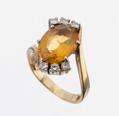 14 kt Gold Citrin-Brillant-Ring, GG/WG 585/000, ovalfacett. Citrin ca. 3.0 ct, 6 in WG gefasste Brillanten zus. ca. 0.30 ct Weiß/p1, RW 58, ca. 8.1 ...