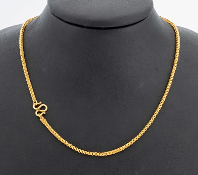 18 kt Gold Collier, GG 750/000 gepr., Punzierung 22 kt, L. ca. 63 cm, S-Schließe, ca. 13.0 g