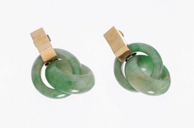 Paar 14 kt Gold Jade-Ohrstecker, GG 585/000, ineinander verschlungene Jaderinge, L. ca. 3.5 cm, Total ca. 13 g