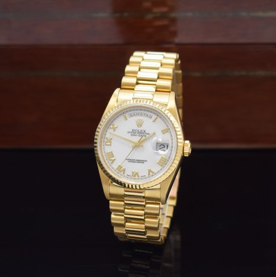 ROLEX Herrenarmbanduhr Oyster Perpetual Day- Date Referenz 18238, Automatik, A-Serie, Chronometer der Superlative in GG 750/000 inkl. Präsidentband ...