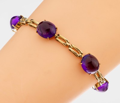 14 kt Gold Amethyst-Armband, GG 585/000, 5 ovale Amethyst-Cabochons zus. ca. 35.00 ct, L.ca. 18.5 cm, Kastenschloss mit Sicherheitsacht, ca. 18.9 g