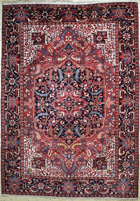 Heriz alt, Persien, Mitte 20.Jhd, Wolle aufBaumwolle, ca. 320 x 230 cm, EHZ: 2-3