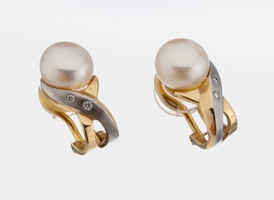 14 kt Gold Süßwasserzuchtperl-Brillant- Ohrstecker, GG/WG 585/000, l. rosef. Perlbouttons, D. ca. 8.7 mm, 4 Brillanten zus.ca. 0.02 ct Weiß/si, ...