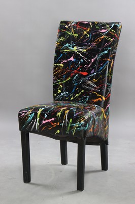 Michael Frey, tätig in Landau, Künstlerstuhl Art & Style, "hommage a Jackson Pollock", Holzgestell mit schwarzem Lederbezug, Bemalung im ...