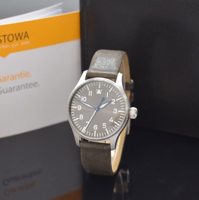 STOWA seltene, auf 100 Stück limitierte Armbanduhr Flieger 36 grey, Automatik, beids. vergl. Edelstahlgeh. inkl. Lederband m. orig. Dornschl., Boden ...