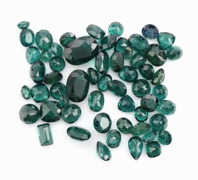 Lot lose Apatite, zus. ca. 22.15 ct, versch. Schliffformen und Größen
