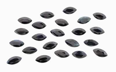 Lot lose Saphire, zus. ca. 29.28 ct, Navettes in versch. Größen