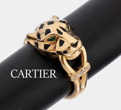 18 kt Gold PANTHERE DE CARTIER Diamant Tsavorith Ring, GG 750/000, Kopf partiell mit schwarzem Lack, Augen bes. mit 2 facett. Tsavorithtropfen, 5 ...