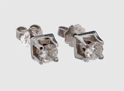 Paar 14 kt Gold Brillant-Ohrstecker, WG 585/000, 2 Brillanten zus. ca. 0.80 ct Weiß/si, ca. 2.5 g