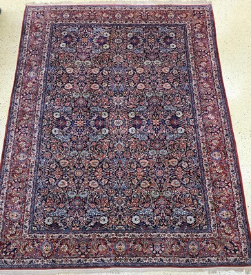 Keschan fein, Persien, Anfang 20.Jhd., Korkwolle, ca. 425 x 323 cm, EHZ: 2, minimal Mottenfraß am Rand