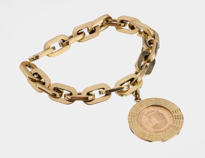 14 kt Gold Armband mit Medaillen-Anhänger, GG 585/000, gefasste Nofretete-Medaille, ca. 41.8 g, L. ca. 20 cm
