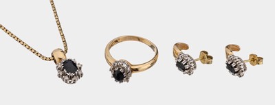 14 kt Gold Saphir-Diamant Schmuckset, GG/WG585/000, Collier mit ovalfacett. Saphir ca. 1 ct, umrahmt von 8 Diamanten zus. ca. 0.16 ...