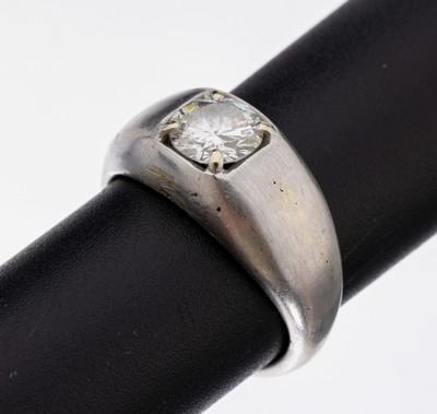 14 kt Gold Brillant-Ring, WG 585/000, mattiert, Brillant ca. 1.0 ct l.get.Weiß (I)/p1, RW 55, ca. 11.4 g