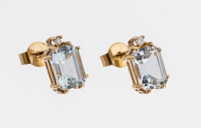 Paar 14 kt Gold Aquamarin-Brillant-Ohrstecker, GG 585/000, 2 facett. Aquamarine zus. ca. 2.00 ct, 2 Brillanten zus. ca. 0.03 ct feines Weiß/vs, ca. ...