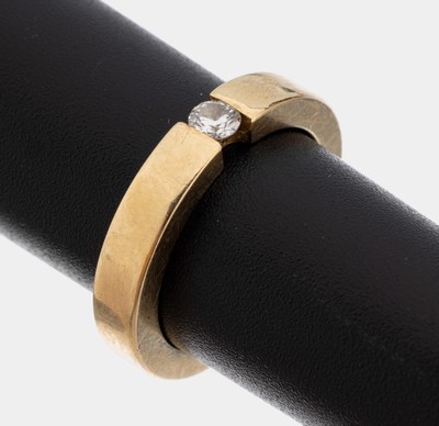 14 kt Gold Brillant-Ring, GG 585/000, Brillant ca. 0.10 ct Weiß/si2, RW 47, ca. 5.3 g