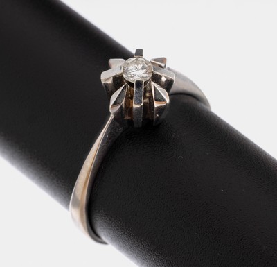 14 kt Gold Brillant-Ring, WG 585/000, Brillant ca. 0.10 ct Weiß/si, RW 58, ca. 3.1 g