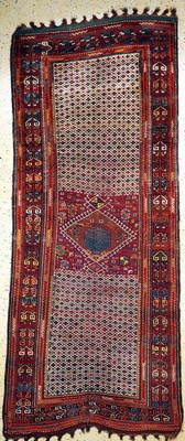Yürük antik, Türkei, um 1900, Wolle auf Wolle, ca. 315 x 127 cm, EHZ: 3(Trittfalte).