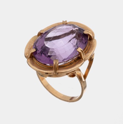 14 kt Gold Amethyst-Ring, RoseG 585/000, ovalfacett. Amethyst ca. 8.50 ct, Kerben, RW 51, ca. 8.2 g