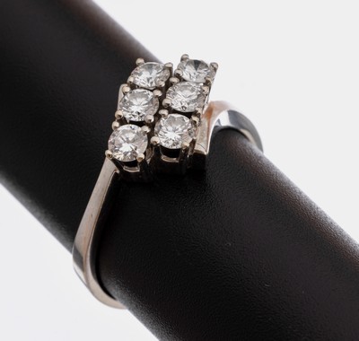 14 kt Gold Brillant-Ring, WG 585/000, 6 Brillanten zus. ca. 0.65 ct Weiß/si, ca. 4.3 g, RW 55.5