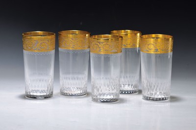 9 Bechergläser für Bier-, Wasser- oder Saft, Saint Louis, Thistle, 20. Jh., farbloses Kristallglas, mit umlaufender floral geätzter Goldbordüre, ...