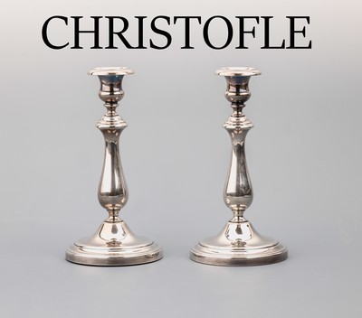 Paar Kerzenleuchter, CHRISTOFLE, Paris 19. Jh., Metall versilbert, klassische Form, H. ca. 22.5 cm